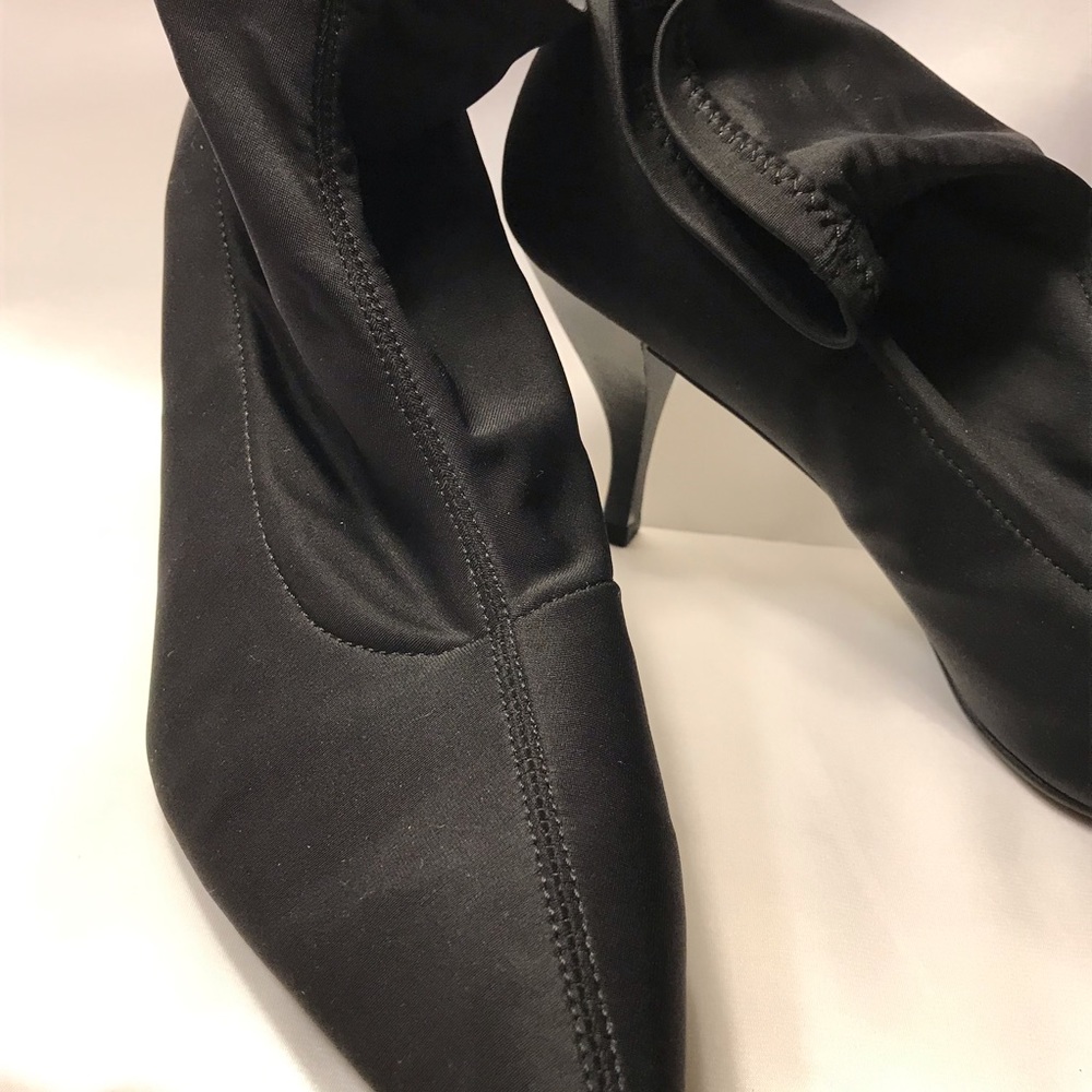 High-Heeled Ankle Bootie - Picture 4 of 11